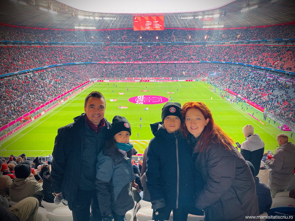 Allianz Arena - Bayern Munchen - Mami si Tati scriu